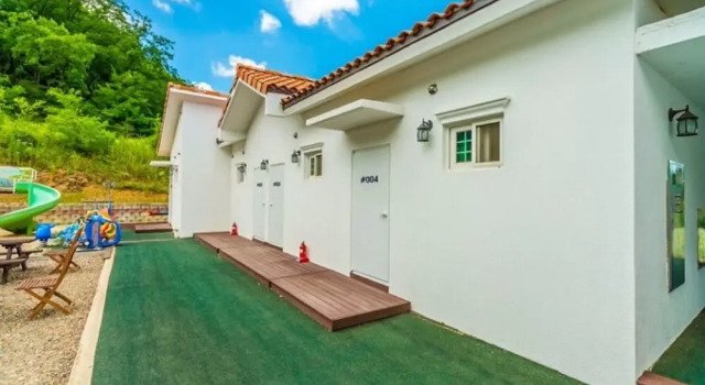 Paju Pension Hill, Buchen Sie Hotel Hotels in Paju mit Pool, Schwimmbad