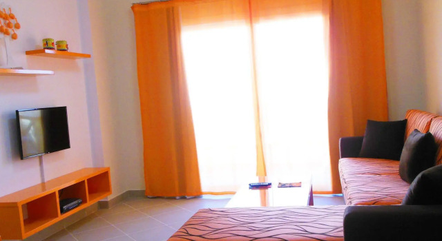 Sunny Lakes Resort Apartments - Adults Only