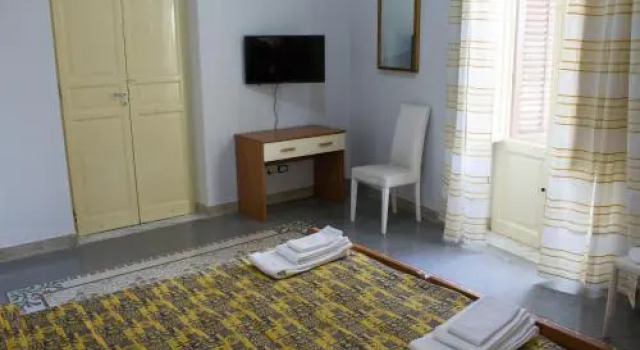 Kalsa home, Book Hostel Hostels in Palermo, Hostel