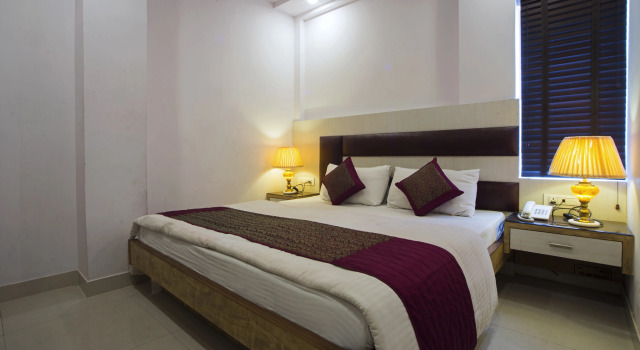 Номер Deluxe Hotel Srivinayak