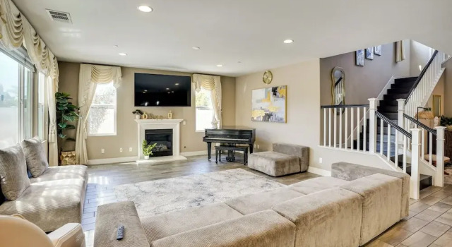 3 Mi to Disneyland: Home w/ Hot Tub + Game Room