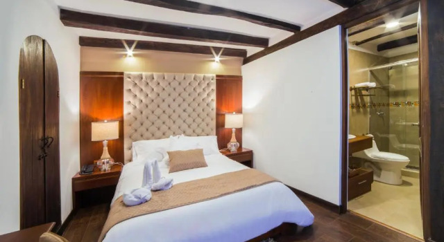 Трёхместный номер Standard Felicia Hotel & Suites