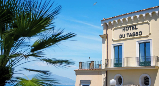 Hotel du Tasso Sorrento, Забронировать Отель Отели Сорренто 5 звезд, рядом с Пьяцца Лауро, 5*