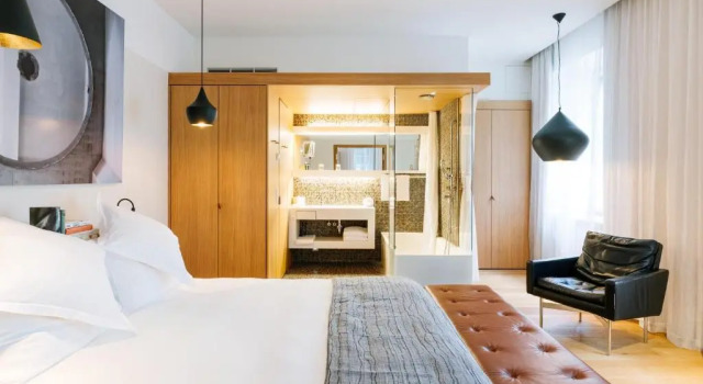 Полулюкс B2 Boutique Hotel + Spa
