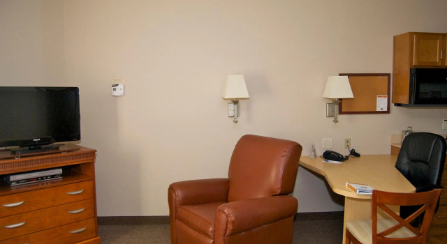 Двухместная студия люкс Candlewood Suites Elkhart by IHG