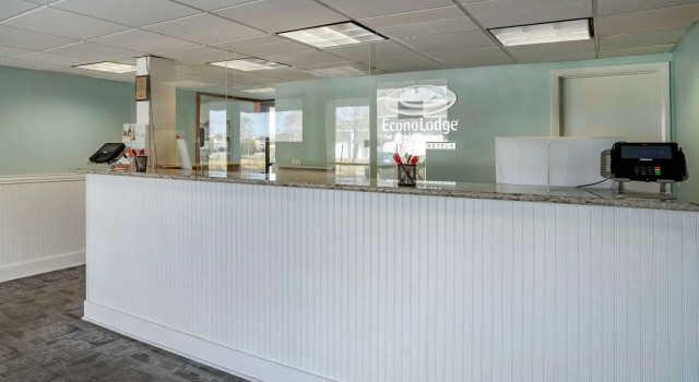 Econo Lodge Inn & Suites Rehoboth Beach, Забронировать Мини-отель Рехобот-Бич Delaware Beaches, рядом с Аутлет-центр Tanger Outlets Rehoboth Beach