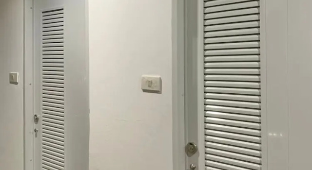 Кровать в общем номере Marni BKK Hostel