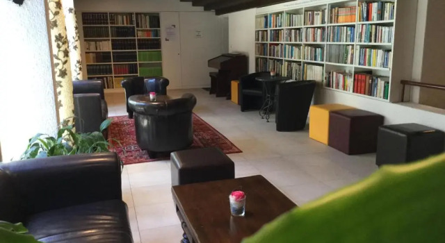 Апартаменты Holiday Apartment