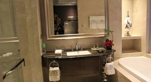 Люкс Modern Classic Hotel