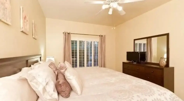 Bella Vista By Signature Vacation Rentals, Забронировать Апартаменты/квартира Отели Скотсдейл с парковкой, Парковка
