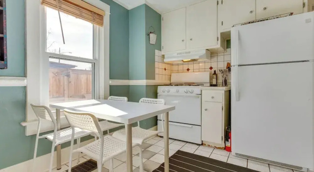 Коттедж 2 Mi to Washington Park: Convenient Denver Home!