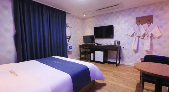 Jeonju Jungang Raon Hotel, Забронировать Отель Отели Чонджу 3 звезды, рядом с Музей традиционных корейских вин в Чончжу, 3*