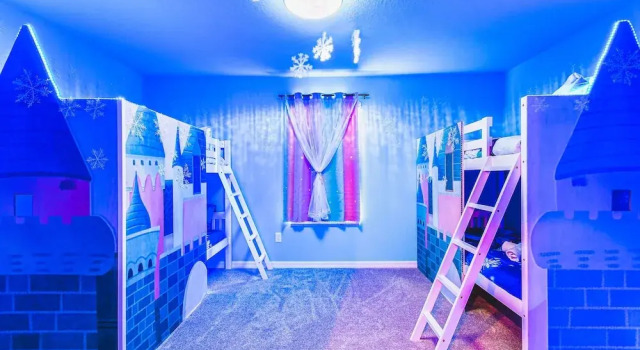 Resort Villa: Pool, Spa & Disney Proximity, Rezerwuj Ośrodek wypoczynkowy Kissimmee Kissimmee