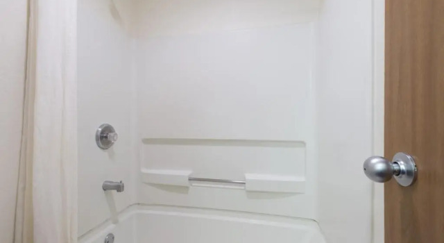 Номер Standard Super 8 by Wyndham Bernalillo