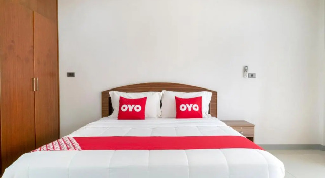 Номер Deluxe OYO 732 Juthamas Hotel