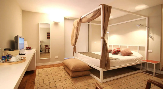 Suites In Terrazza, Забронировать Отель Отели Лацио с бассейном, Бассейн