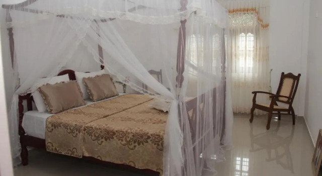 Deutsche Villa, Забронировать Вилла Хиккадува Округ Галле