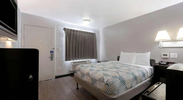 Motel 6 San Antonio West - Seaworld, Rezerwuj Motel Tanie hotele w Bexar County