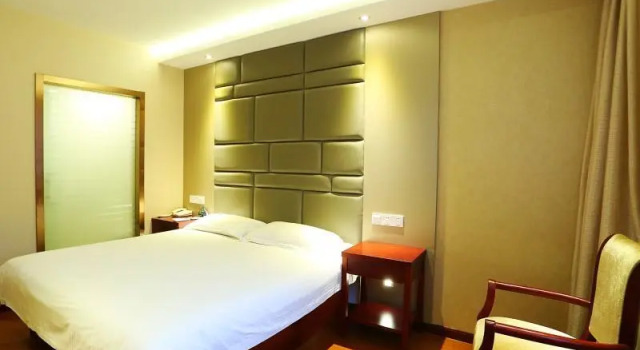 Двухместный номер Standard GreenTree Inn Shanghai Gongkang Road Branch
