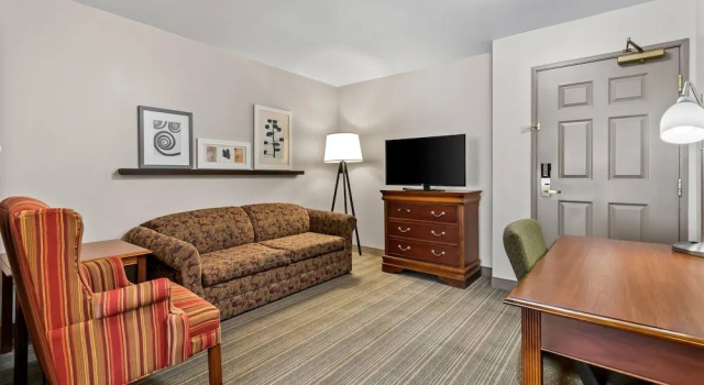 Люкс c 1 комнатой Country Inn & Suites by Radisson, Chambersburg, PA