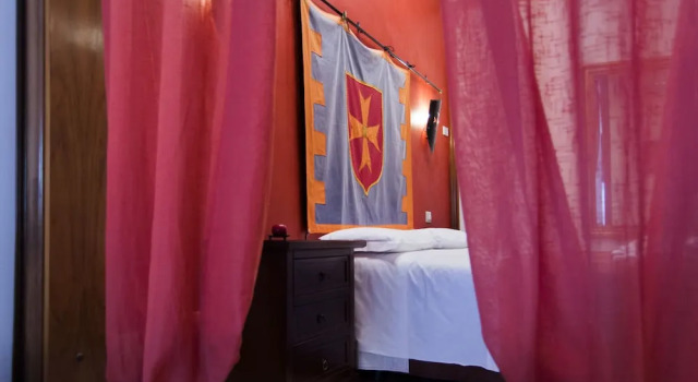 B&B Dimora  del Conte, Book Bed and Breakfast Hotels in Sicily with Parking, Parking