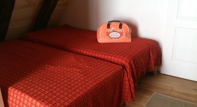 House With one Bedroom in Limeuil, With Enclosed Garden and Wifi, Rezerwuj Hotel Limeuil Red Perigord