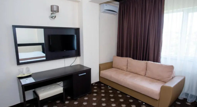 Люкс Hotel Maryiotis