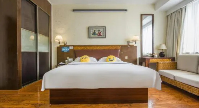 Люкс Boutique Holiday Hotel (Beihai Beibuwan Square)