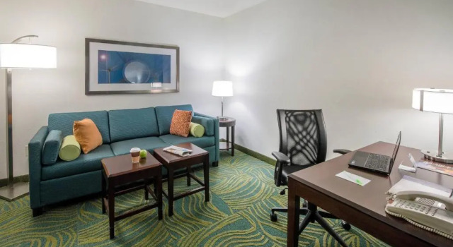 Люкс SpringHill Suites by Marriott Greensboro