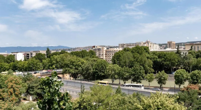 Masho's apartment, Забронировать Апартаменты/квартира Ваке Тбилиси, рядом с Концертный зал Тбилиси
