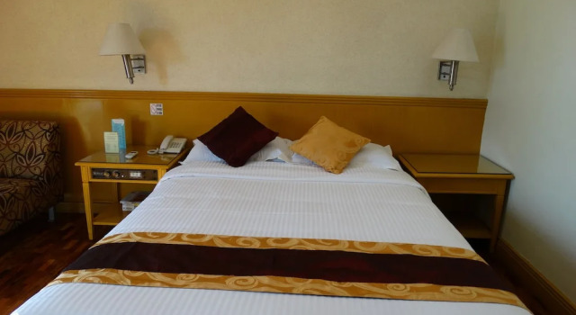 Номер Standard с балконом Aloha Hotel