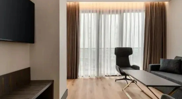 Люкс с видом на город Ramada by Wyndham Istanbul Airport Arnavutkoy