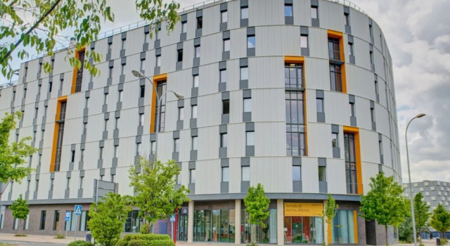 Estudios y Habitaciones Modernas en PAMPLONA, SK, Забронировать Апарт-отель Апарт-отели Памплоны, Апарт-отель