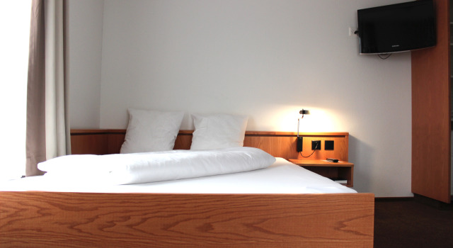 Hotel Freihof, Забронировать Отель Унтерегери 