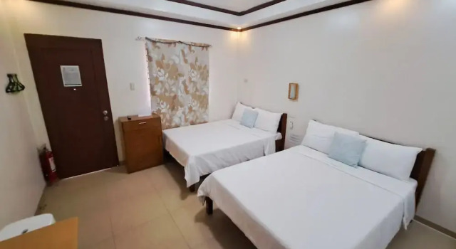 Четырёхместный номер Standard с видом на бассейн Villa Pamana Inn Puerto Galera powered by Cocotel