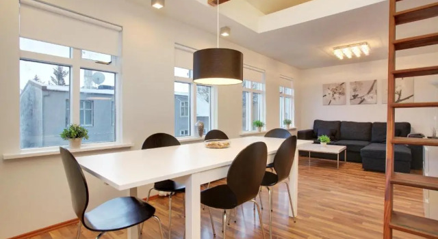 Апартаменты c 1 комнатой с балконом Alfreds Apartments