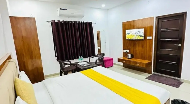 Номер Deluxe Hotel Sunrise Palace Udaipur