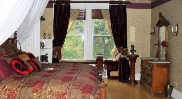 Номер Deluxe Alexander Mansion Bed and Breakfast