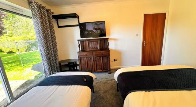 Трёхместный номер Deluxe High Trees Guest House Gatwick