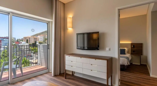 Полулюкс Hotel Girassol - Suite Hotel