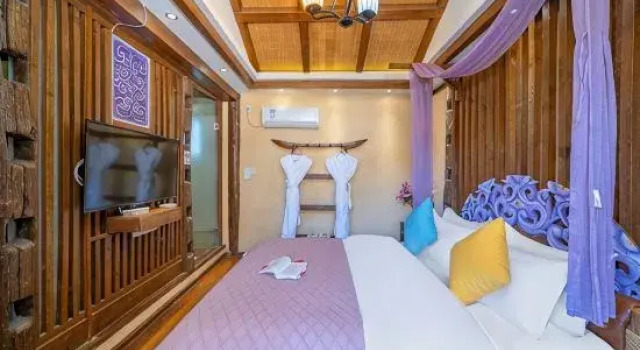 Номер Standard Encounter Lijiang Inn