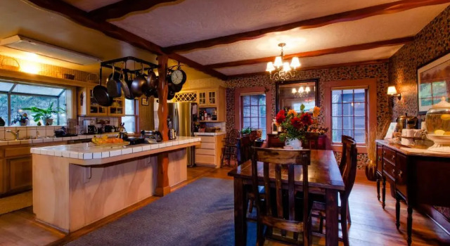 Strawberry Valley Inn, Réserver Auberge Mont Shasta Californie