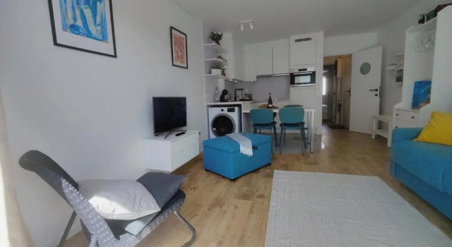 Апартаменты с балконом Nieuw modern appartement vlakbij strand