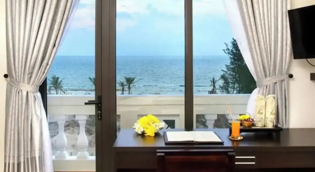 Двухместный номер Deluxe с видом на океан Hotel Front Beach