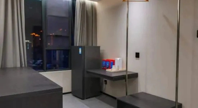 Капсула Binjiang International Hotel