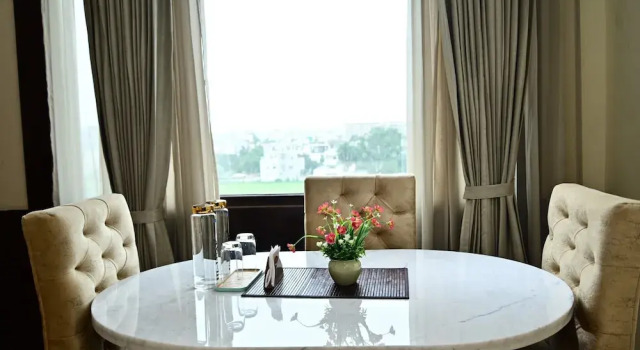 Люкс Presidential Indore International Convention Center