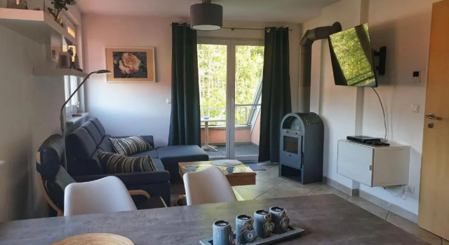 Ferienwohnung am Wald Nr 03, Забронировать Отель Глове Рюген, рядом с Hauptstrand Glowe