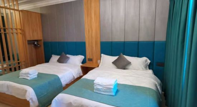 Enping Feifanzhili Smart Hotel, Rezerwuj Hotel Hotele w Jiangmen z parkingiem, Parking
