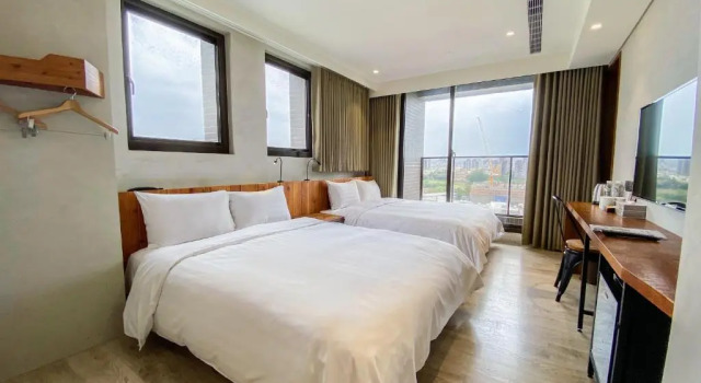 Camera quadrupla Standard Central Land Hotel