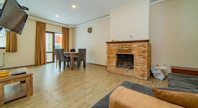 Gio’s Family house